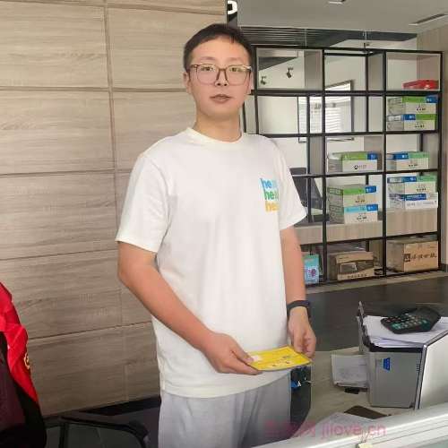 30岁岁江苏单身帅哥 - 潮州吉缘网